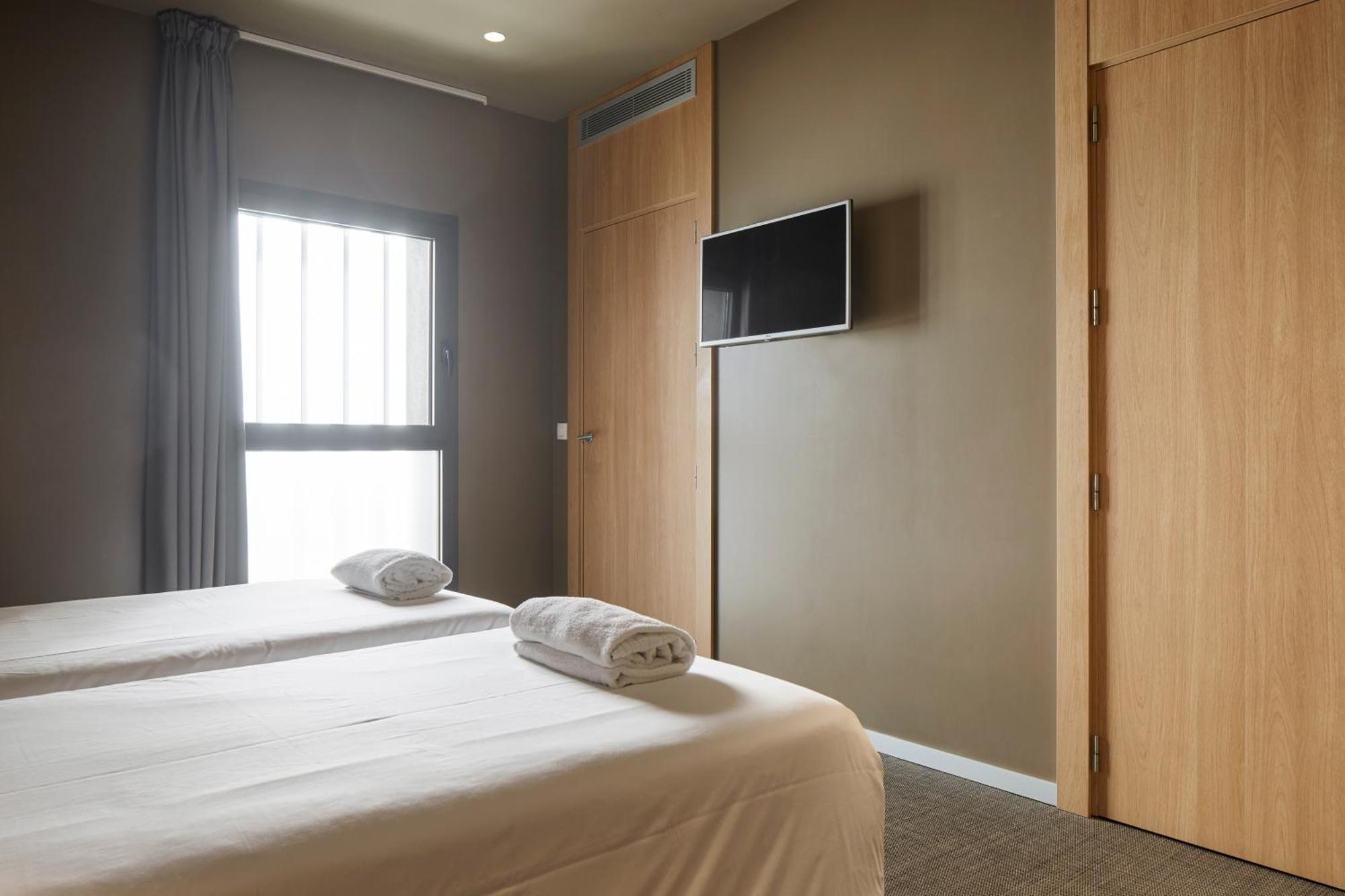 Hotel Landaben Pampelune Extérieur photo