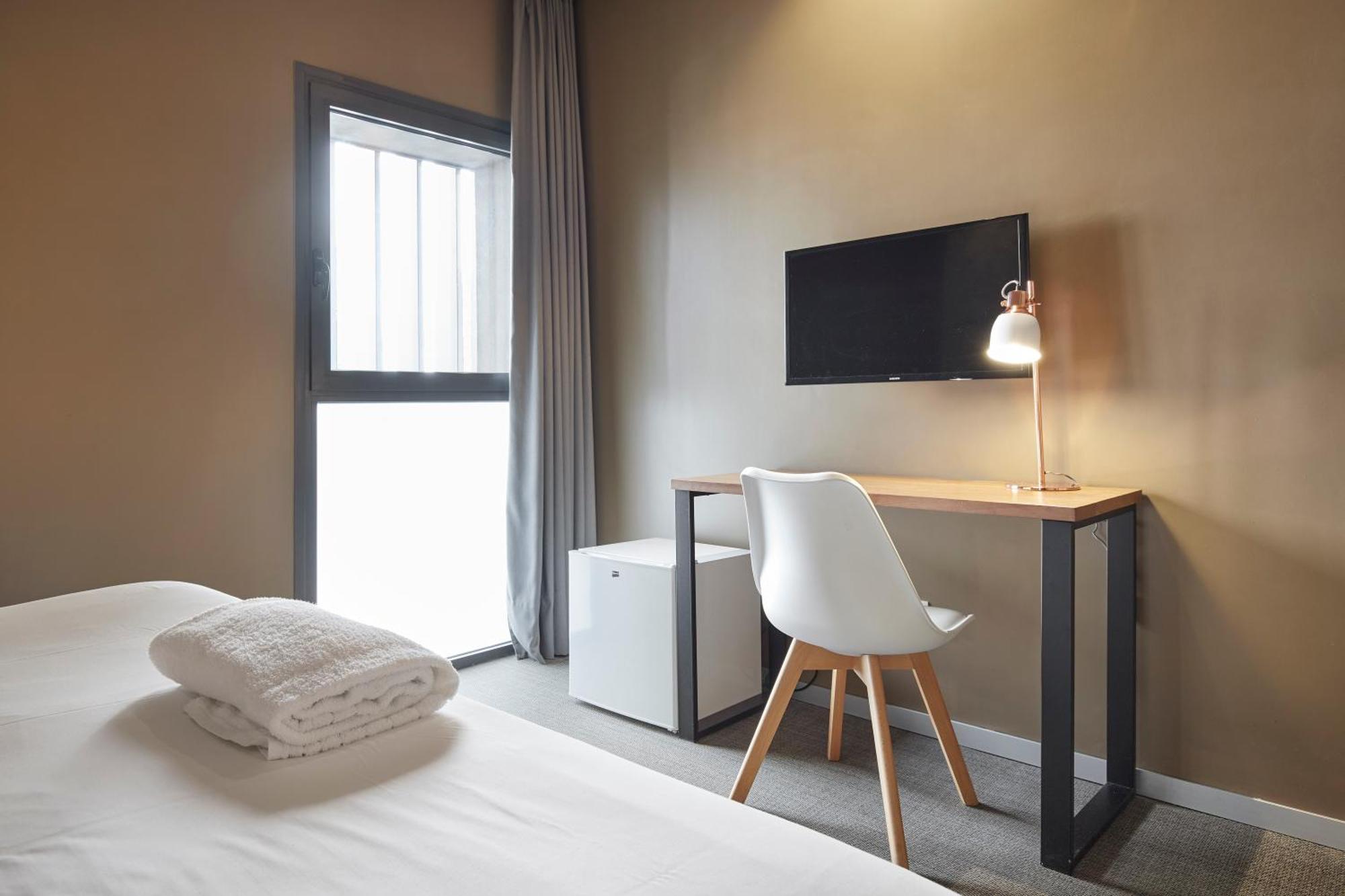 Hotel Landaben Pampelune Extérieur photo